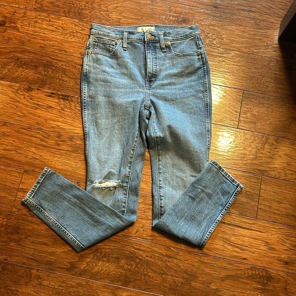 Madewell 10" High-Rise Skinny Crop Jeans in Sheffield Wash - Picture 5 of 8
